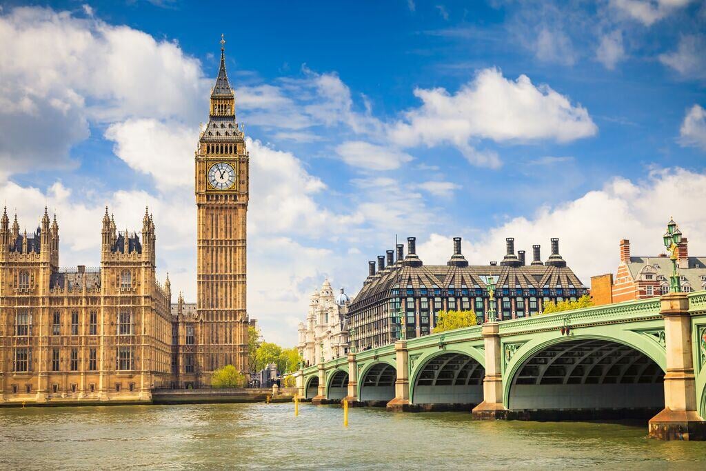 Website Featured_JPG-2873_Big Ben and Houses of Parliament, London