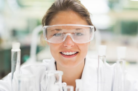 3211_Scientist wearing safety glasses